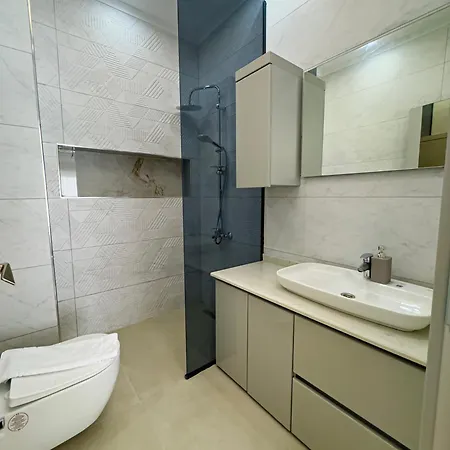 Apartment Inci & *