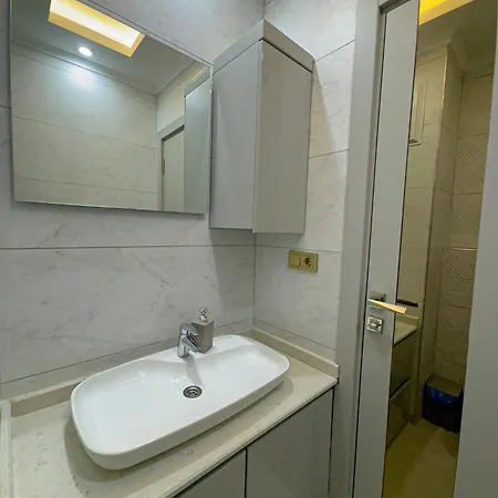 Inci & Apartment *